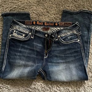 Rock Revival Easy Crop